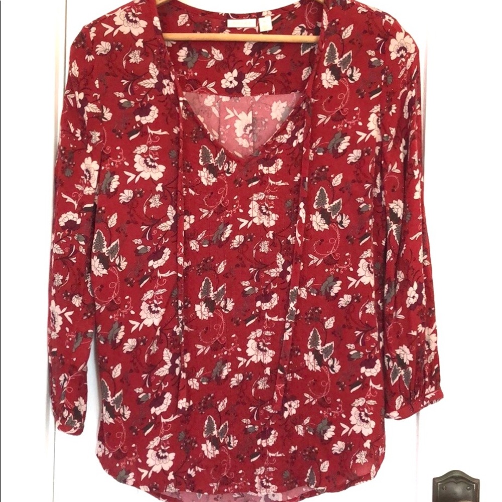 Hinge long-sleeve top